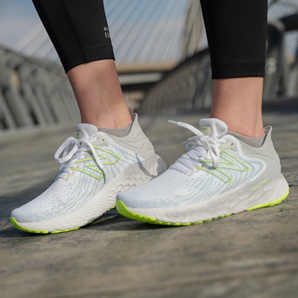 New Balance Women's Fresh Foam 1080 V11 Running Shoe